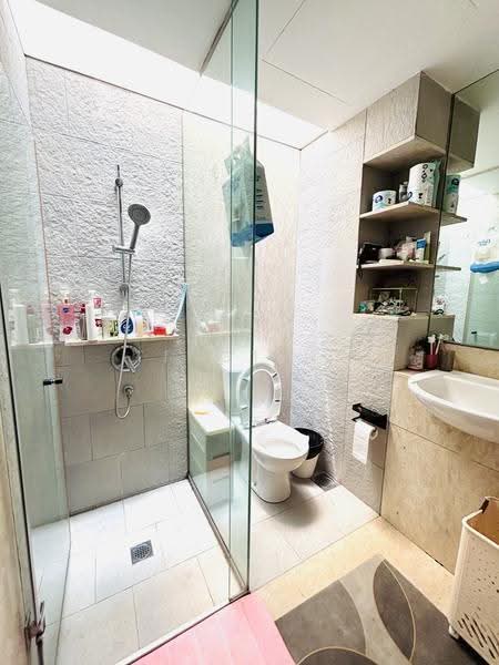 The Teneriffe, 242 Laurel Wood Avenue, Tanglin / Holland / Bukit Timah, 5 Bedrooms, 3,122 sqft, Cluster House For Sale, by Tingting Liu, 500250863 - PropertyGuru.com.sg