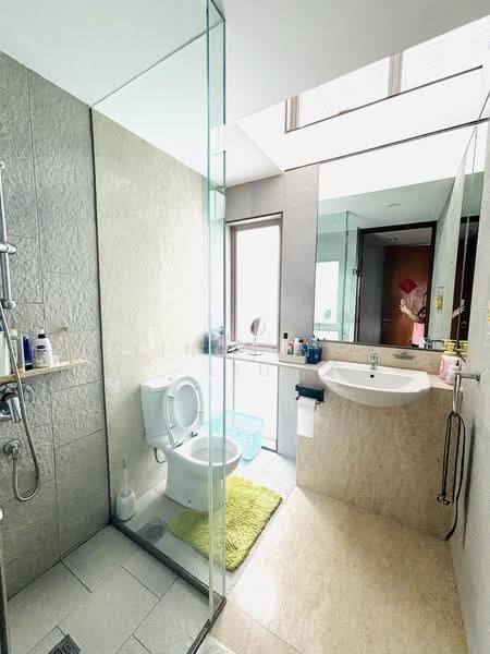 The Teneriffe, 242 Laurel Wood Avenue, Tanglin / Holland / Bukit Timah, 5 Bedrooms, 3,122 sqft, Cluster House For Sale, by Tingting Liu, 500250863 - PropertyGuru.com.sg