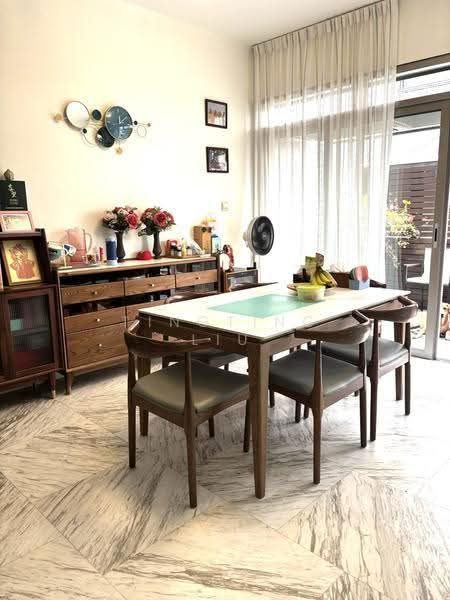 The Teneriffe, 242 Laurel Wood Avenue, Tanglin / Holland / Bukit Timah, 5 Bedrooms, 3,122 sqft, Cluster House For Sale, by Tingting Liu, 500250863 - PropertyGuru.com.sg