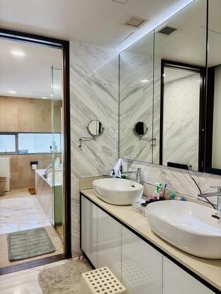 The Teneriffe, 242 Laurel Wood Avenue, Tanglin / Holland / Bukit Timah, 5 Bedrooms, 3,122 sqft, Cluster House For Sale, by Tingting Liu, 500250863 - PropertyGuru.com.sg