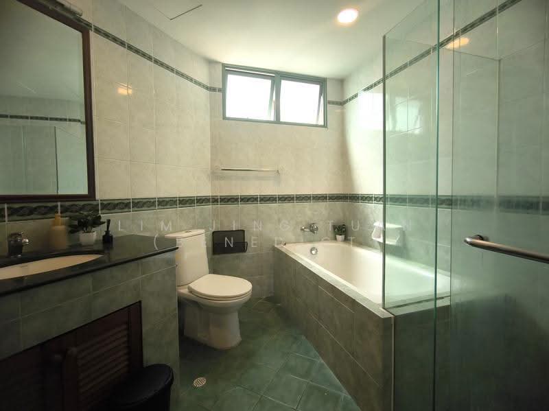 Yew Mei Green, 50 Choa Chu Kang North 6, Dairy Farm / Bukit Panjang / Choa Chu Kang, Room Rental, 120 sqft, Condominium For Rent, by Lim Jing Tuan (Benedict), 500250867 - Bathroom - PropertyGuru.com.sg