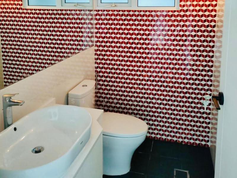 Watten Estate, Newton / Novena, 5 Bedrooms, 4,200 sqft, Semi-Detached House For Sale, by Steve Teo, 500250868 - Bathroom - PropertyGuru.com.sg