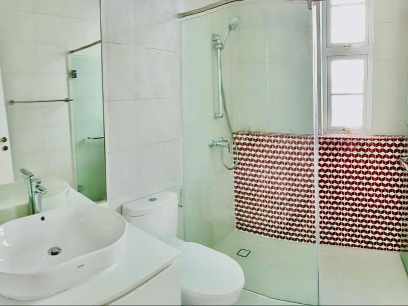 Watten Estate, Newton / Novena, 5 Bedrooms, 4,200 sqft, Semi-Detached House For Sale, by Steve Teo, 500250868 - Bathroom - PropertyGuru.com.sg
