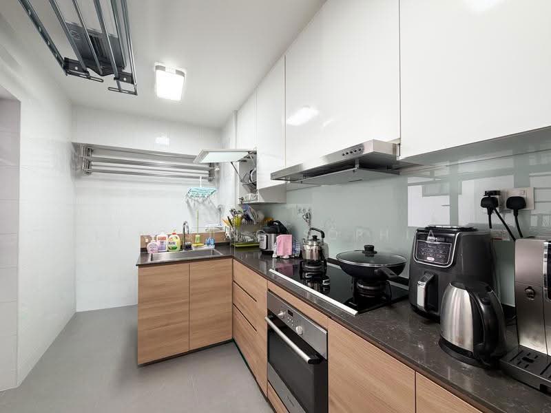 79E Toa Payoh Central, 79E Toa Payoh Central, Balestier / Toa Payoh, 3 Bedrooms, 979 sqft, HDB Flat For Sale, by Lin Jing Sophia, 500250879 - Kitchen - PropertyGuru.com.sg