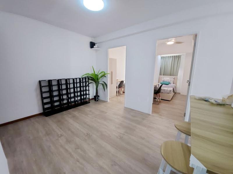Aquarius By The Park, 1 Bedok Reservoir View, Bedok / Upper East Coast, Room Rental, 120 sqft, Condominium For Rent, by Pheron Lim, 500250899 - Living Room - PropertyGuru.com.sg