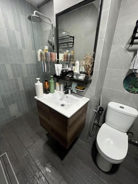 91 Lorong 3 Toa Payoh, 91 Lorong 3 Toa Payoh, Balestier / Toa Payoh, 2 Bedrooms, 732 sqft, HDB Flat For Sale, by Sean Kok 郭兆南, 500250908 - Bathroom - PropertyGuru.com.sg