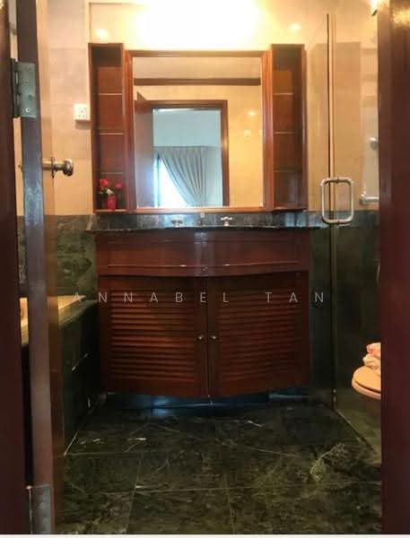 Springdale Condo, 51 Hindhede Walk, Clementi Park / Upper Bukit Timah, 3 Bedrooms, 1,151 sqft, Condominium For Rent, by ANNABEL TAN, 500250918 - Bathroom - PropertyGuru.com.sg
