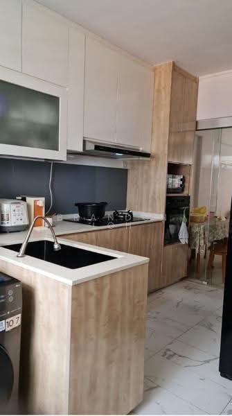 413 Bukit Batok West Avenue 4, 413 Bukit Batok West Avenue 4, Dairy Farm / Bukit Panjang / Choa Chu Kang, 3 Bedrooms, 785 sqft, HDB Flat For Rent, by Brandon Loh, 500250939 - Kitchen - PropertyGuru.com.sg