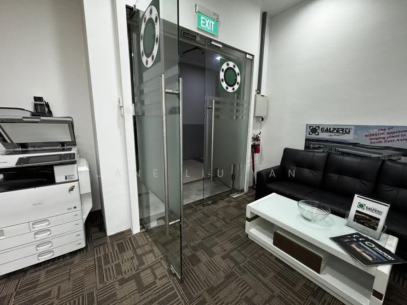 Midview City, 18 Sin Ming Lane, Ang Mo Kio / Bishan / Thomson, 1,496 sqft, Light Industrial (B1) For Sale, by Jane Liu Yan, 500250941 - Interior - CommercialGuru.com.sg