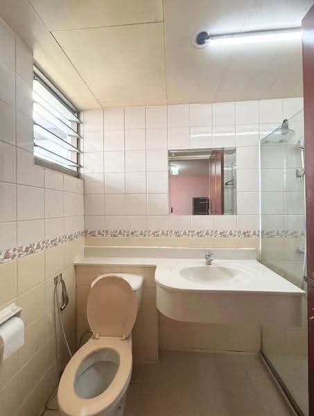 678D Jurong West Street 64, 678D Jurong West Street 64, Boon Lay / Jurong / Tuas, 3 Bedrooms, 1,184 sqft, HDB Flat For Sale, by Chloe Chung, 500250951 - PropertyGuru.com.sg