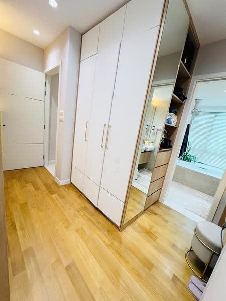 The Berth by the Cove, 228 Ocean Drive, Harbourfront / Telok Blangah, 3 Bedrooms, 1,647 sqft, Condominium For Sale, by Deny Gunady, 500250962 - Corridor - PropertyGuru.com.sg