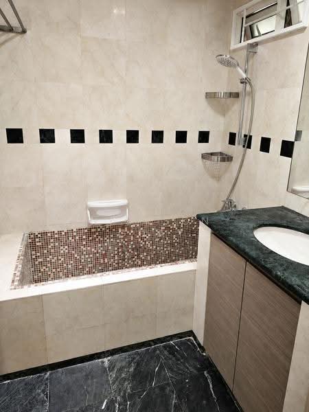 Evergreen Park room for rent, 096, Hougang / Punggol / Sengkang, Room Rental, 155 sqft, Condominium For Rent, by Nickson Guay, 500250964 - Bathroom - PropertyGuru.com.sg