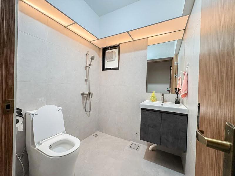 463A Bukit Batok Street 41, 463A Bukit Batok Street 41, Dairy Farm / Bukit Panjang / Choa Chu Kang, Room Rental, 150 sqft, HDB Flat For Rent, by Clauson Seah, 500250965 - Bathroom - PropertyGuru.com.sg