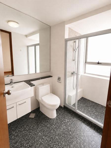 Meraprime, 301 Jalan Bukit Ho Swee, Alexandra / Commonwealth, 2 Bedrooms, 840 sqft, Condominium For Sale, by Jovan Alexis Teh, 500250968 - Bathroom - PropertyGuru.com.sg