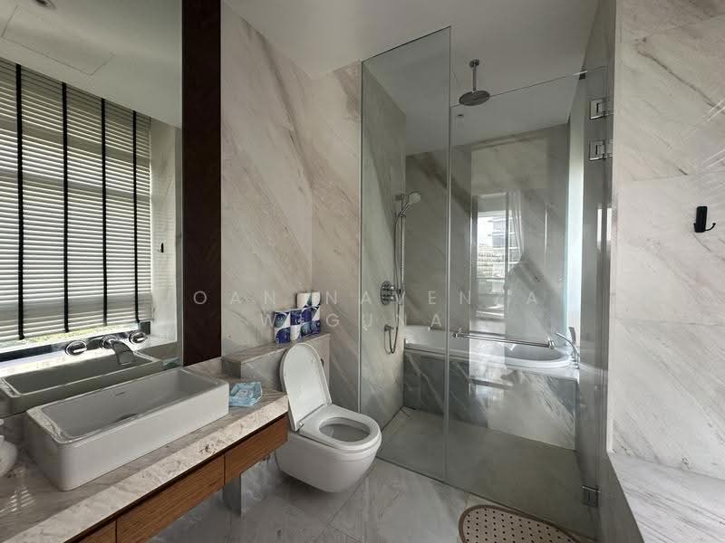 Nouvel 18, 16 Anderson Road, Tanglin / Holland / Bukit Timah, 4 Bedrooms, 2,476 sqft, Condominium For Rent, by Joan Navenza Wiguna, 500250972 - PropertyGuru.com.sg