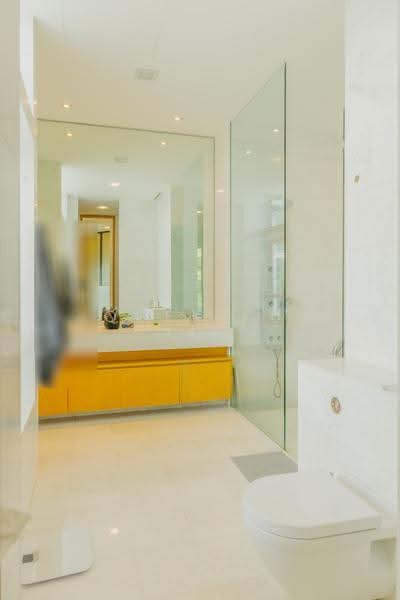 Belle Vue Residences, 15 Oxley Walk, Orchard / River Valley, 5 Bedrooms, 5,005 sqft, Condominium For Sale, by Quek Fu Jin, 500250973 - Bathroom - PropertyGuru.com.sg