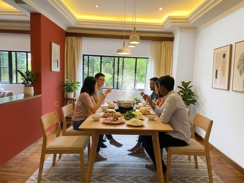 Shan Gate Apartments, 2 Shan Road, Balestier / Toa Payoh, 3 Bedrooms, 1,215 sqft, Apartment For Sale, by Carollyn Ong, 500250974 - Dining Room - PropertyGuru.com.sg
