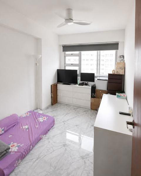 217A Boon Lay View, 217A Boon Lay Avenue, Boon Lay / Jurong / Tuas, 4 Bedrooms, 1,226 sqft, HDB Flat For Sale, by Chan Yong Jie (Bob), 500250976 - Bedroom - PropertyGuru.com.sg