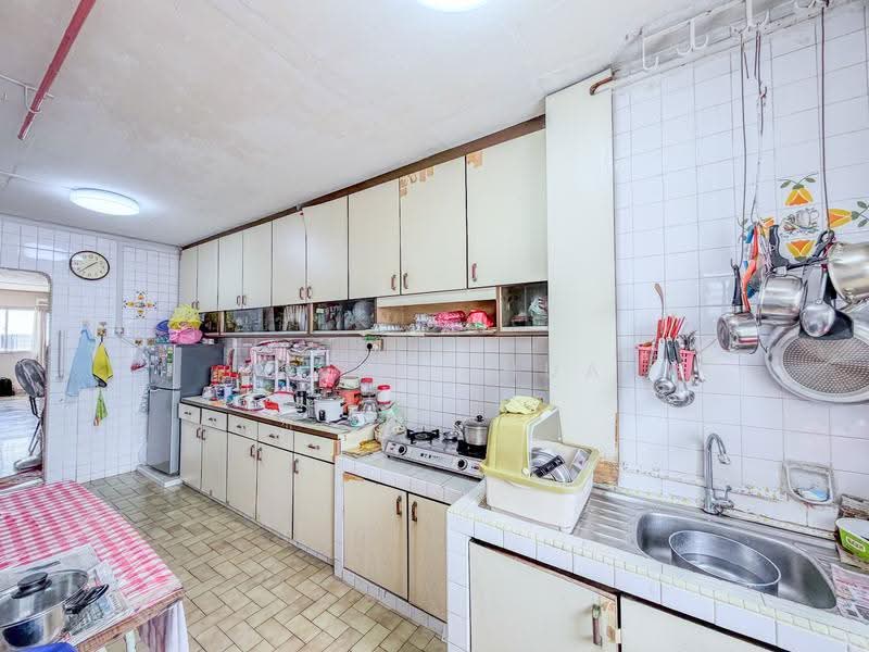 116 Yishun Ring Road, 116 Yishun Ring Road, Sembawang / Yishun, 3 Bedrooms, 1,119 sqft, HDB Flat For Sale, by Kevin Phua, 500250983 - Kitchen - PropertyGuru.com.sg