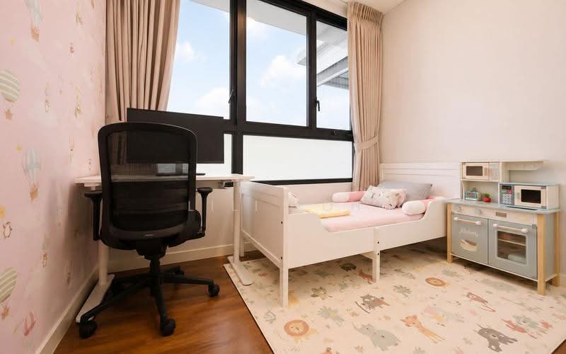Sky Vue, Bishan Street 14, Ang Mo Kio / Bishan / Thomson, 2 Bedrooms, 678 sqft, Condominium For Sale, by LiLi Koh, 500250985 - Bedroom - PropertyGuru.com.sg