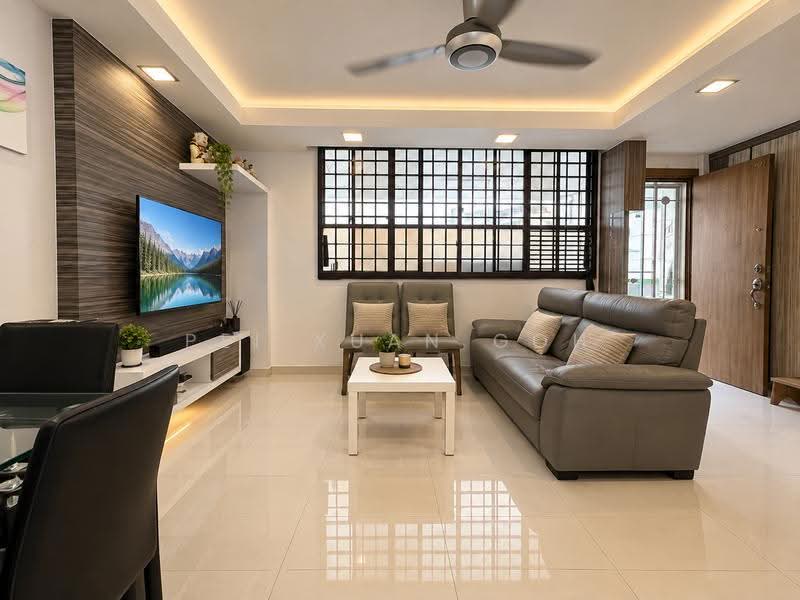 240 Serangoon Avenue 2, 240 Serangoon Avenue 2, Hougang / Punggol / Sengkang, 3 Bedrooms, 904 sqft, HDB Flat For Sale, by Pei Xuan Goh, 500250993 - Living Room - PropertyGuru.com.sg