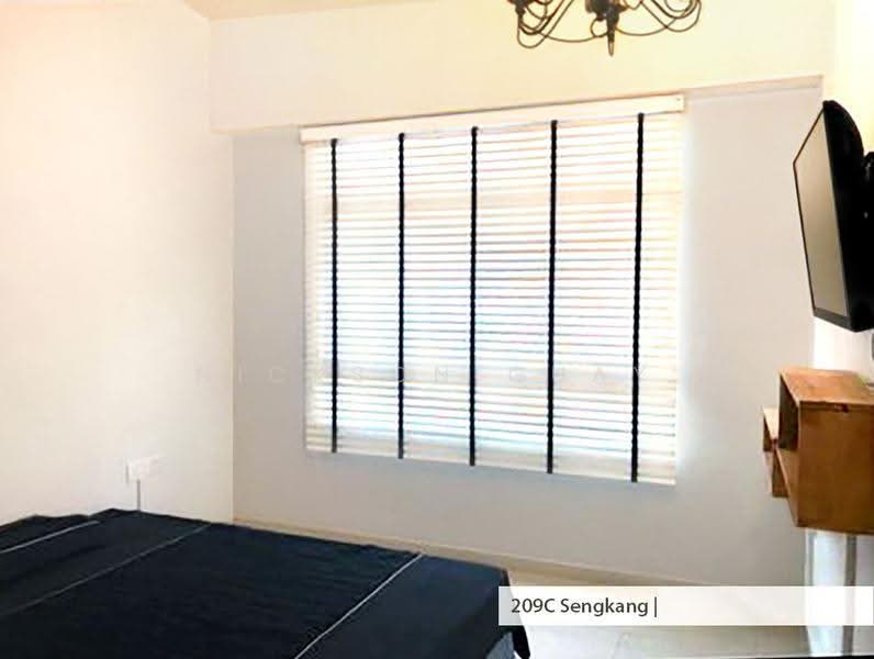 Master Bedroom for rent in 209C Compassvale Lane, 097, , Room Rental, 155 sqft, HDB Flat For Rent, by Nickson Guay, 500250999 - Bedroom - PropertyGuru.com.sg