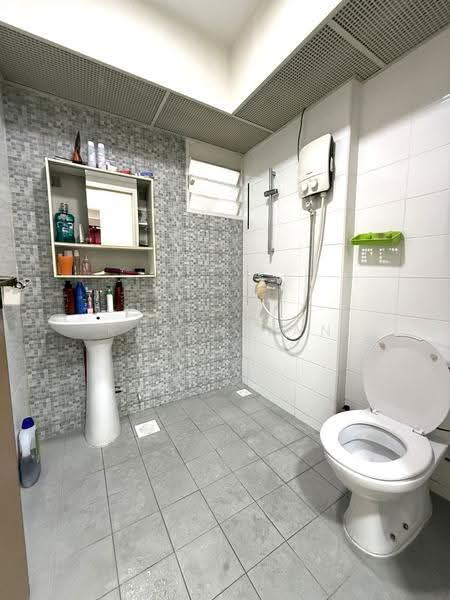 662B Edgedale Plains, 662B Edgedale Plains, Hougang / Punggol / Sengkang, 3 Bedrooms, 990 sqft, HDB Flat For Sale, by Karen Tan, 500251014 - PropertyGuru.com.sg