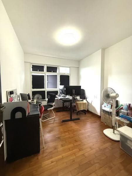 662B Edgedale Plains, 662B Edgedale Plains, Hougang / Punggol / Sengkang, 3 Bedrooms, 990 sqft, HDB Flat For Sale, by Karen Tan, 500251014 - PropertyGuru.com.sg