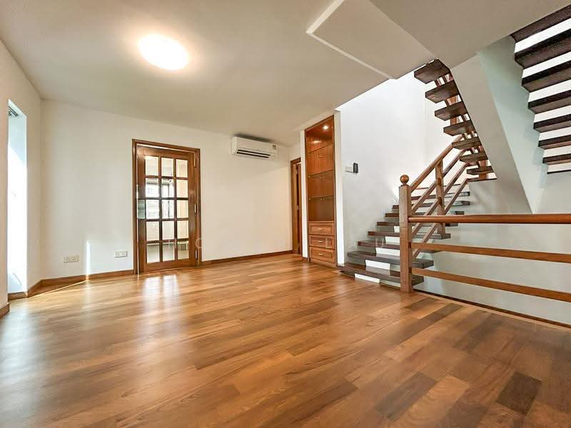Family‑Friendly 4‑Bed Duplex Close to Botanic Gardens, Tanglin / Holland / Bukit Timah, 4 Bedrooms, 2,680 sqft, Condominium For Sale, by Homer Lau, 500251031 - Living Room - PropertyGuru.com.sg