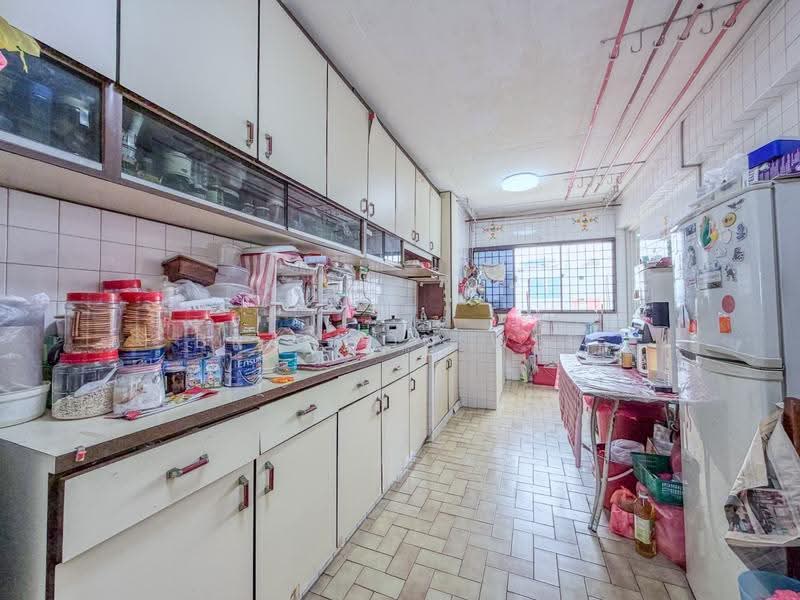 116 Yishun Ring Road, 116 Yishun Ring Road, Sembawang / Yishun, 3 Bedrooms, 1,119 sqft, HDB Flat For Sale, by Brandon Wee, 500251048 - Kitchen - PropertyGuru.com.sg