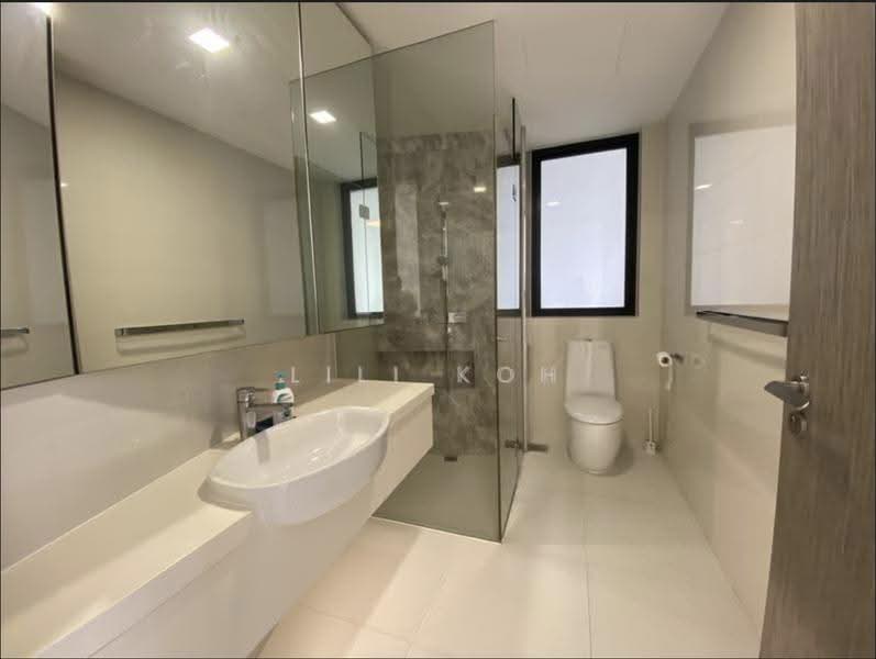 d'Leedon (Former Farrer Court), 13 Leedon Heights, Tanglin / Holland / Bukit Timah, 1 Bedroom, 635 sqft, Condominium For Sale, by LiLi Koh, 500251070 - Bathroom - PropertyGuru.com.sg