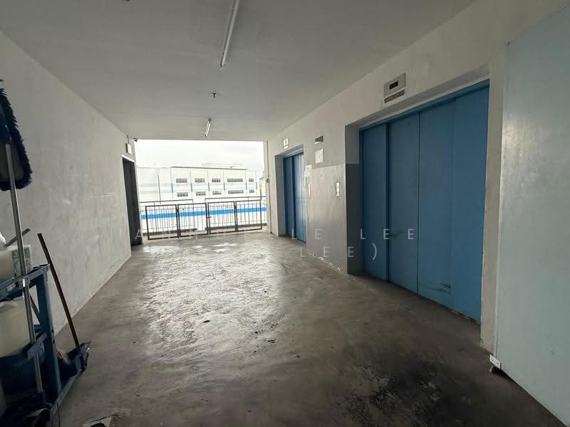 Yenom Industrial Building, 123 Genting Lane, Macpherson / Potong Pasir, 1,765 sqft, Light Industrial (B1) For Rent, by Anndelle Lee (Ann Lee), 500251071 - Corridor - CommercialGuru.com.sg