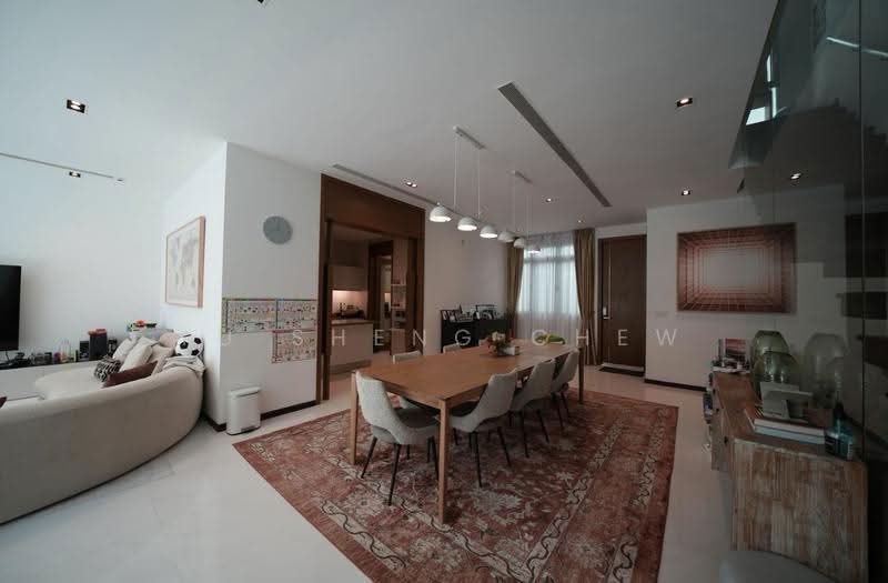 Residences @ Emerald Hill, 119 Emerald Hill Road, Orchard / River Valley, 4 Bedrooms, 2,282 sqft, Condominium For Sale, by Yu Sheng Chew, 500251077 - Living Room - PropertyGuru.com.sg