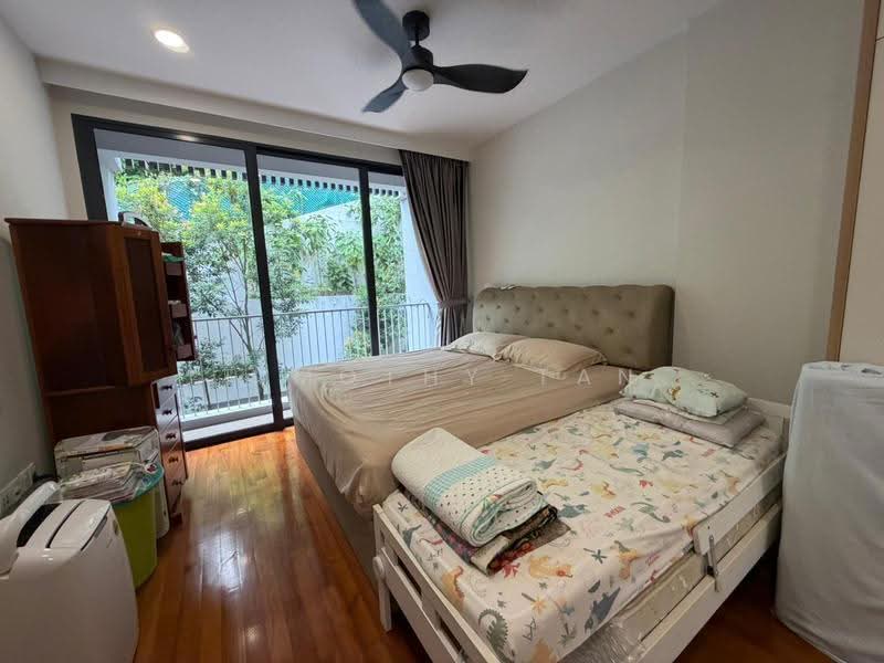 Elite Residences, East Coast / Marine Parade, 4 Bedrooms, 3,864 sqft, Cluster House For Sale, by Timothy Tan, 500251079 - Bedroom - PropertyGuru.com.sg