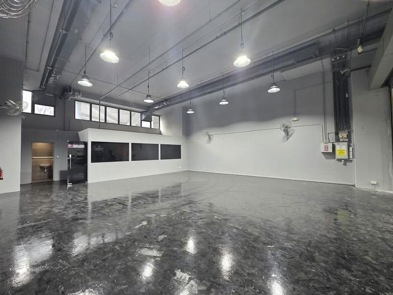 Carros Centre, 60 JALAN LAM HUAT, Admiralty / Woodlands, 1,690 sqft, Factory / Workshop (B2) For Sale, by K L Goh, 500251088 - Interior - CommercialGuru.com.sg