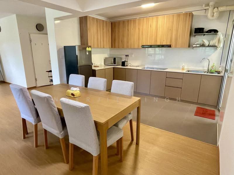153C Bedok South Road, 153C Bedok South Road, Bedok / Upper East Coast, 3 Bedrooms, 1,216 sqft, HDB Flat For Sale, by Inderjit Singh, 500251093 - Kitchen - PropertyGuru.com.sg