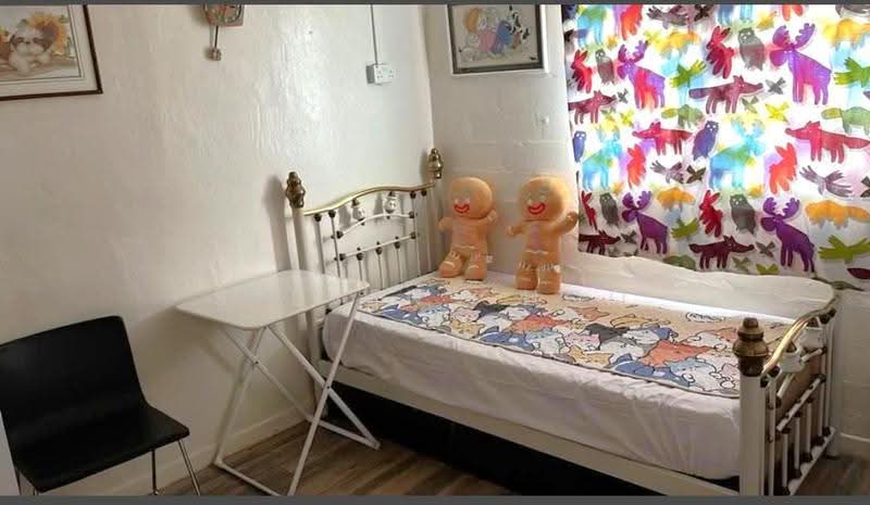2 Jalan Batu, 2 Jalan Batu, East Coast / Marine Parade, Room Rental, 120 sqft, HDB Flat For Rent, by Steven Choo, 500251097 - Bedroom - PropertyGuru.com.sg