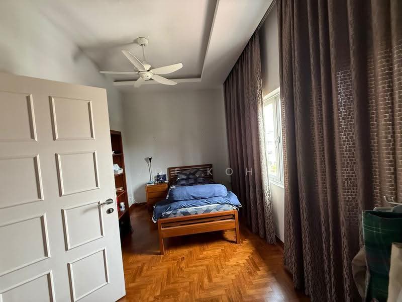 Sea Breeze Terrace, Sea Breeze Avenue, Bedok / Upper East Coast, 4 Bedrooms, 3,200 sqft, Terraced House For Rent, by Joe Koh, 500251105 - Bedroom - PropertyGuru.com.sg