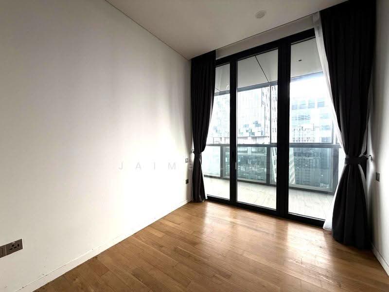 South Beach Residences, 28 South Beach Road, Beach Road / Bugis / Rochor, 2 Bedrooms, 1,087 sqft, Condominium For Sale, by Jaime Lim, 500251106 - #26-xx Bedroom1 - PropertyGuru.com.sg