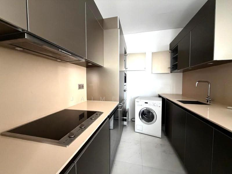 South Beach Residences, 28 South Beach Road, Beach Road / Bugis / Rochor, 2 Bedrooms, 1,087 sqft, Condominium For Sale, by Jaime Lim, 500251106 - #26-xx Kitchen - PropertyGuru.com.sg