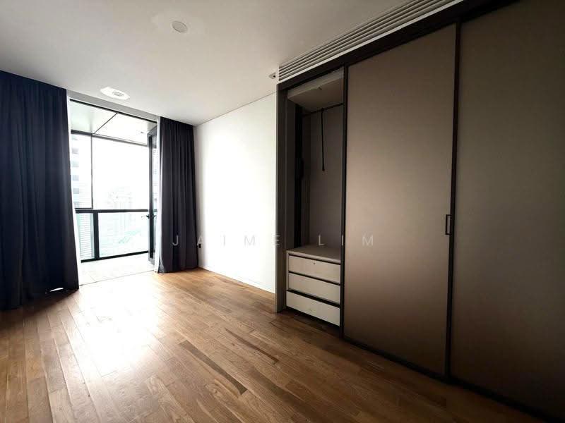 South Beach Residences, 28 South Beach Road, Beach Road / Bugis / Rochor, 2 Bedrooms, 1,087 sqft, Condominium For Sale, by Jaime Lim, 500251106 - #26-xx Master Bedroom - PropertyGuru.com.sg