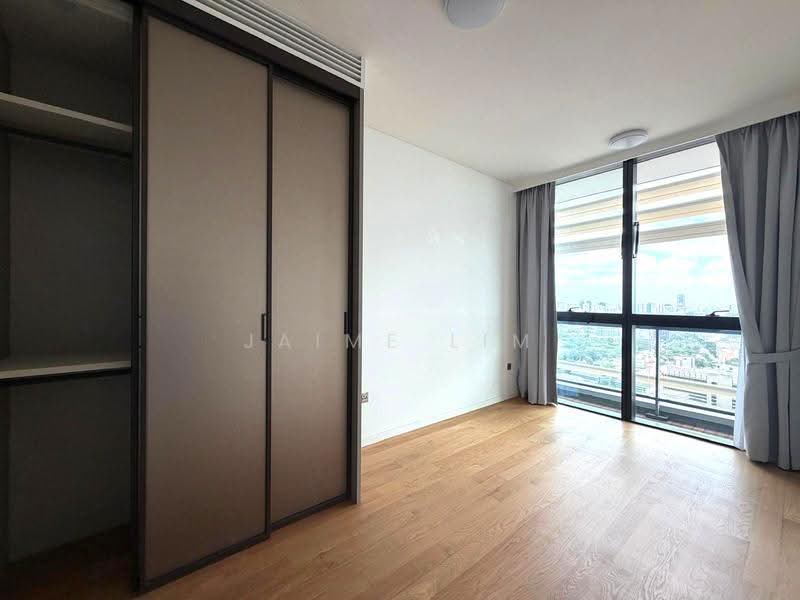 South Beach Residences, 28 South Beach Road, Beach Road / Bugis / Rochor, 2 Bedrooms, 1,087 sqft, Condominium For Sale, by Jaime Lim, 500251106 - #37-xx Master Bedroom - PropertyGuru.com.sg