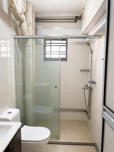 309 Canberra Road, 309 Canberra Road, Sembawang / Yishun, 3 Bedrooms, 1,517 sqft, HDB Flat For Rent, by Maureen Tan, 500251121 - Bathroom - PropertyGuru.com.sg