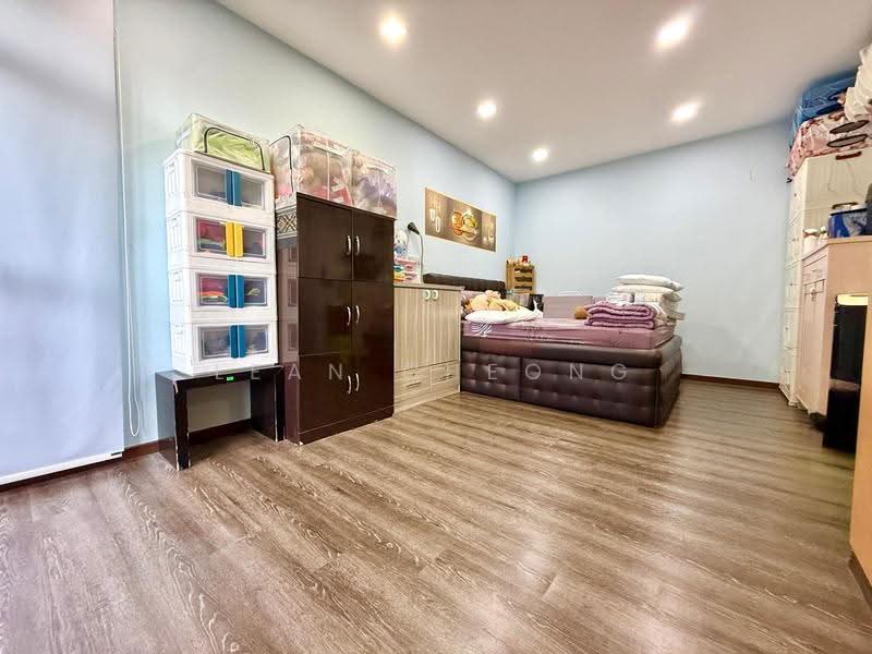 The Florida, 76 Hougang Avenue 7, Hougang / Punggol / Sengkang, 3 Bedrooms, 1,292 sqft, Condominium For Sale, by Lean Cheong, 500251123 - Bedroom - PropertyGuru.com.sg