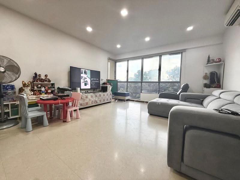 The Florida, 76 Hougang Avenue 7, Hougang / Punggol / Sengkang, 3 Bedrooms, 1,292 sqft, Condominium For Sale, by Lean Cheong, 500251123 - Living Room - PropertyGuru.com.sg