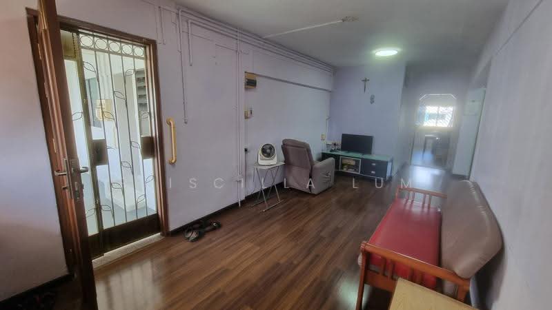 465 Ang Mo Kio Avenue 10, 465 Ang Mo Kio Avenue 10, Ang Mo Kio / Bishan / Thomson, 2 Bedrooms, 883 sqft, HDB Flat For Sale, by Priscilla Lum, 500251140 - Living Room - PropertyGuru.com.sg