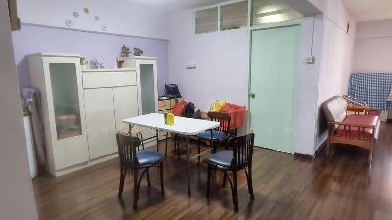 465 Ang Mo Kio Avenue 10, 465 Ang Mo Kio Avenue 10, Ang Mo Kio / Bishan / Thomson, 2 Bedrooms, 883 sqft, HDB Flat For Sale, by Priscilla Lum, 500251140 - Living Room - PropertyGuru.com.sg