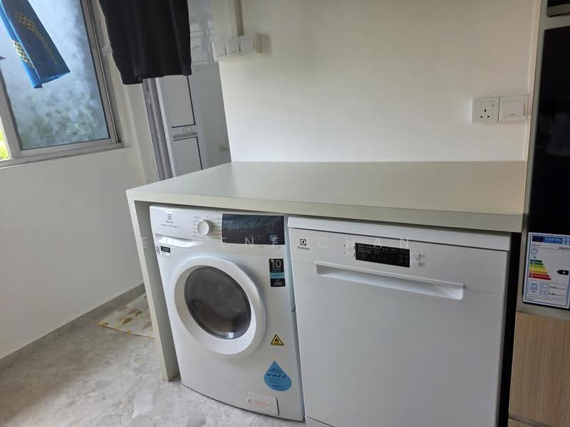 614 Bedok Reservoir Road, 614 Bedok Reservoir Road, Bedok / Upper East Coast, Room Rental, 280 sqft, HDB Flat For Rent, by Eugene Chan, 500251162 - PropertyGuru.com.sg