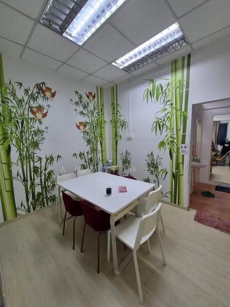 Upper Thomson Road Tuition or Enrichment Centre for Rent, Upper Thomson Road, Ang Mo Kio / Bishan / Thomson, 1,700 sqft, Shop / Shophouse For Rent, by Andy Wee, 500251164 - Dining Room - CommercialGuru.com.sg