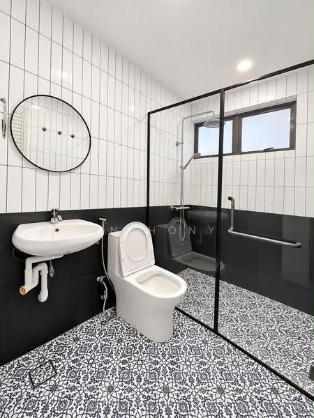 Bayshore Park, 50 Bayshore Road, Bedok / Upper East Coast, 2 Bedrooms, 936 sqft, Condominium For Rent, by Anthony Low, 500251166 - Bathroom - PropertyGuru.com.sg